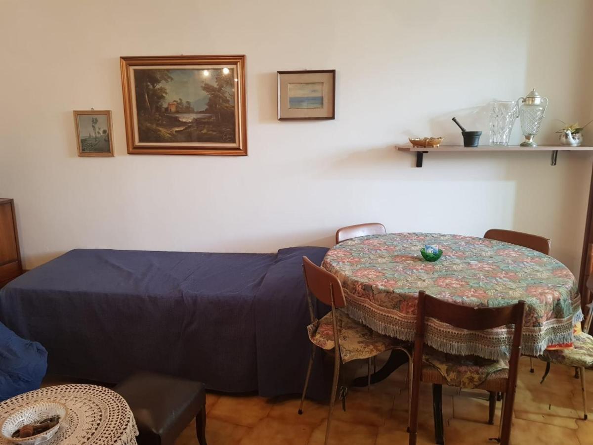 דירות ברולו Casa Tranquilla E Luminosa Con Terrazzo A Due Passi Dal Mare מראה חיצוני תמונה
