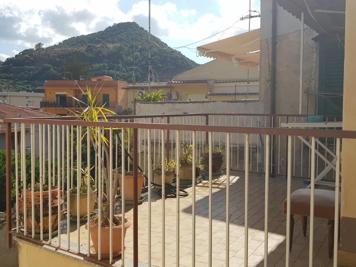 דירות ברולו Casa Tranquilla E Luminosa Con Terrazzo A Due Passi Dal Mare מראה חיצוני תמונה